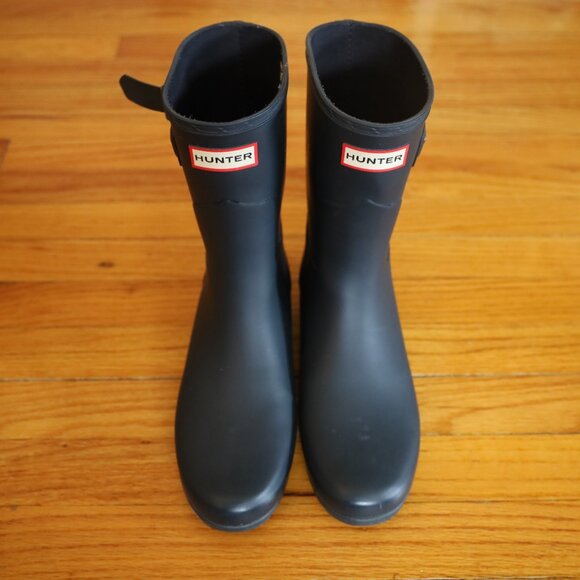 HUNTER Boots womens size 8 - Picture 2 of 3
